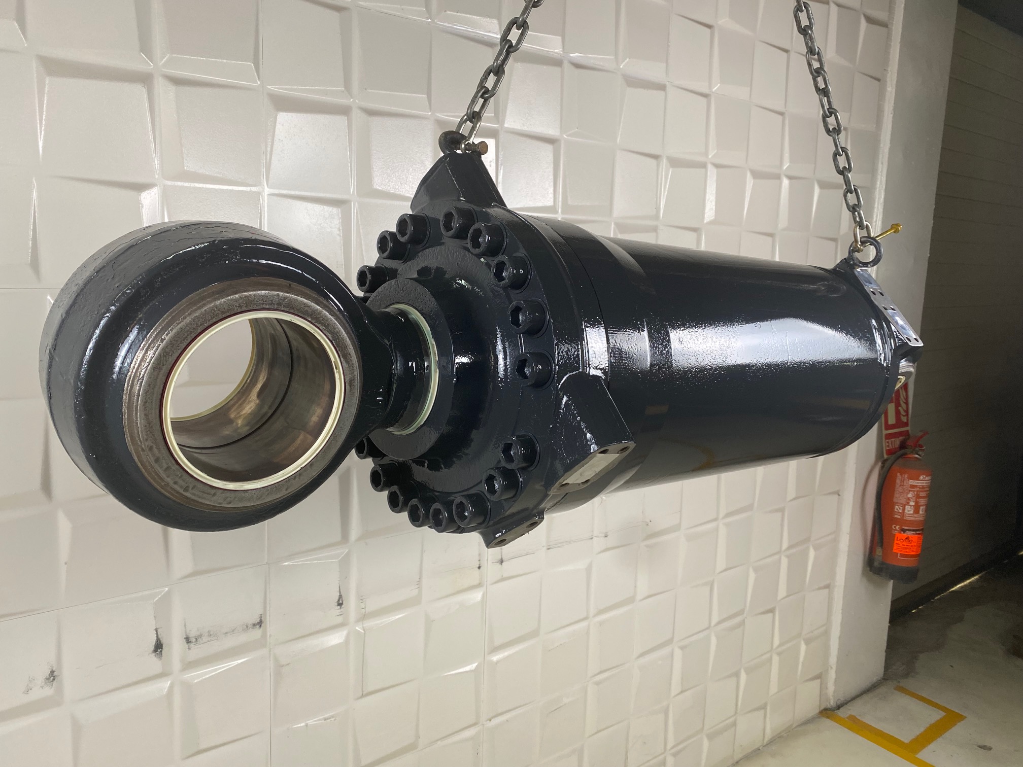 VOLVO L220E - 11107795 - TILT CYLINDER - Image 3