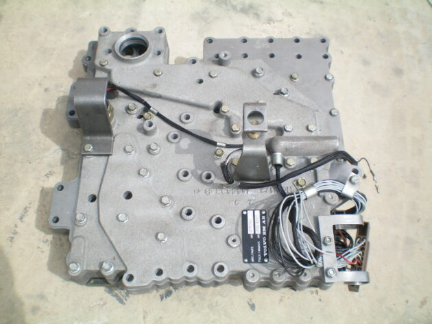 VOLVO   A35C  1656540 - Caja de válvulas - Imagen 3