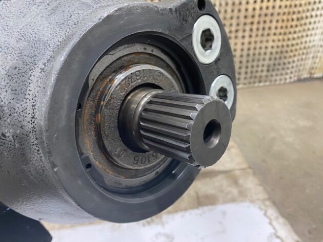 LIEBHERR  R964B LITRONIC  9278178 - MOTOR DE TRANSLACIÓN - Imagen 7