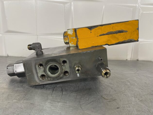 JCB  JS330  JSV0372 - VÁLVULA DE SOSTENIMIENTO DE BOTELLA DE ELEVACIÓN PLUMA - Imagen 4