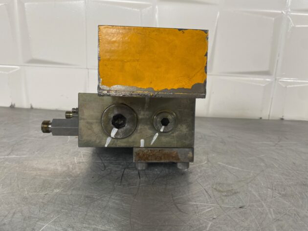 JCB  JS330  JSV0372 - VÁLVULA DE SOSTENIMIENTO DE BOTELLA DE ELEVACIÓN PLUMA - Imagen 5