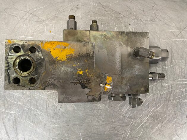 JCB  JS330  JSV0372 - VÁLVULA DE SOSTENIMIENTO DE BOTELLA DE ELEVACIÓN PLUMA - Imagen 6