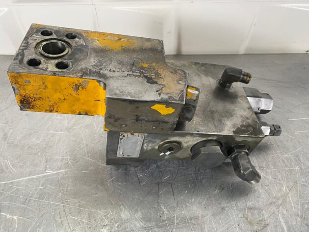 JCB  JS330  JSV0372 - VÁLVULA DE SOSTENIMIENTO DE BOTELLA DE ELEVACIÓN PLUMA