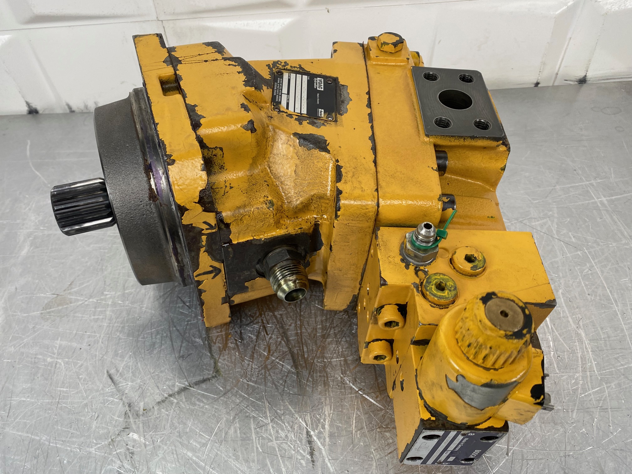 VOLVO L50C 11145169 - MOTOR DE TRANSLACIÓN