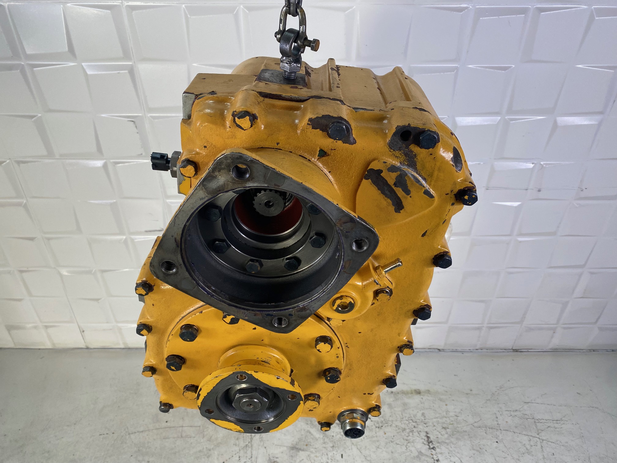 VOLVO L50C 11036523 - CAJA DE TRANSFERENCIAS - Imagen 2