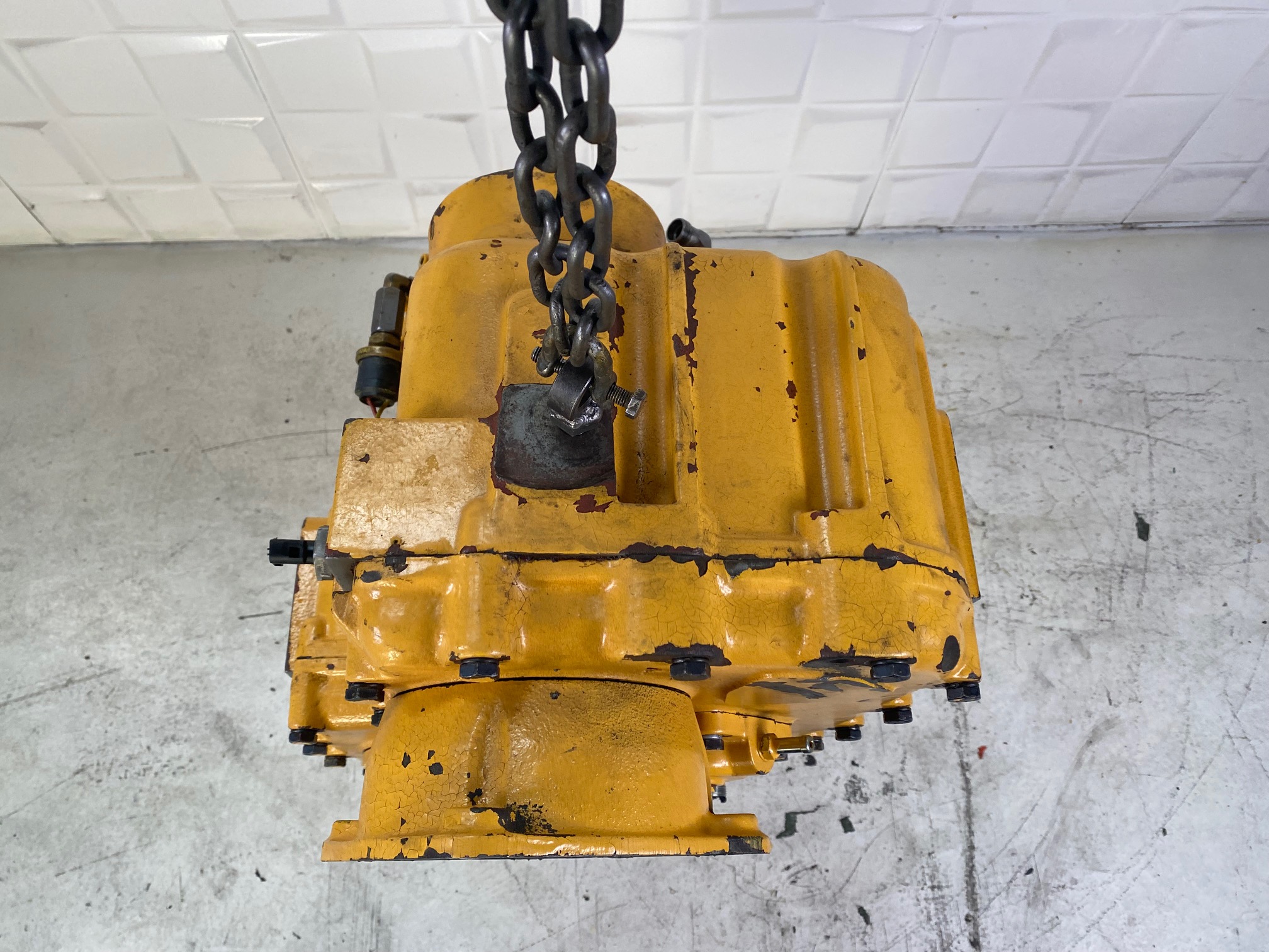 VOLVO L50C 11036523 - CAJA DE TRANSFERENCIAS - Imagen 6