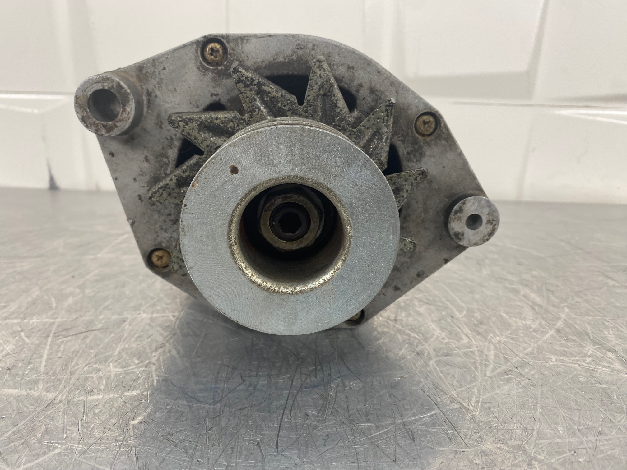 VOLVO L50C VOE873757 - ALTERNADOR - Imagen 3