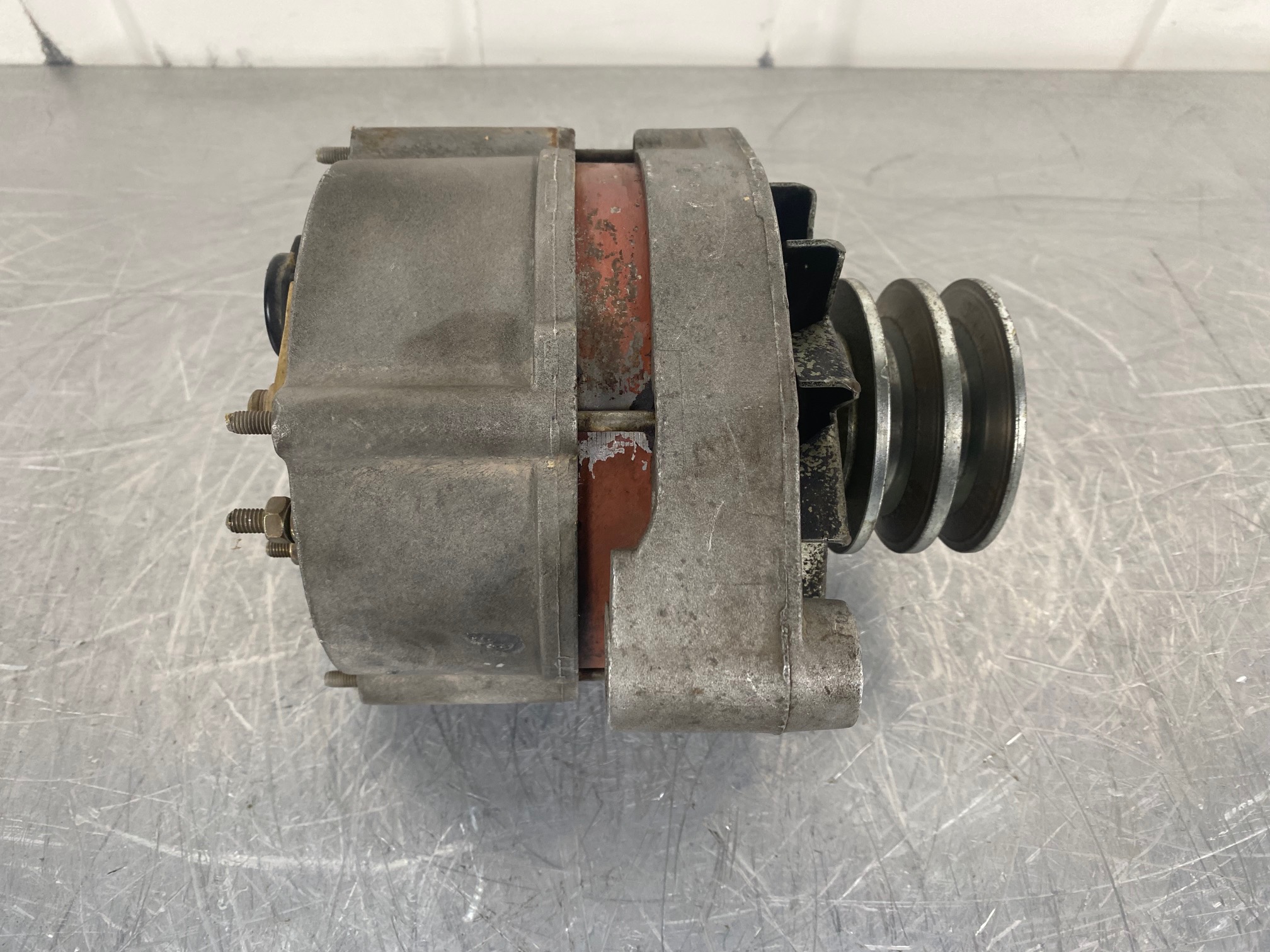 VOLVO L50C VOE873757 - ALTERNADOR