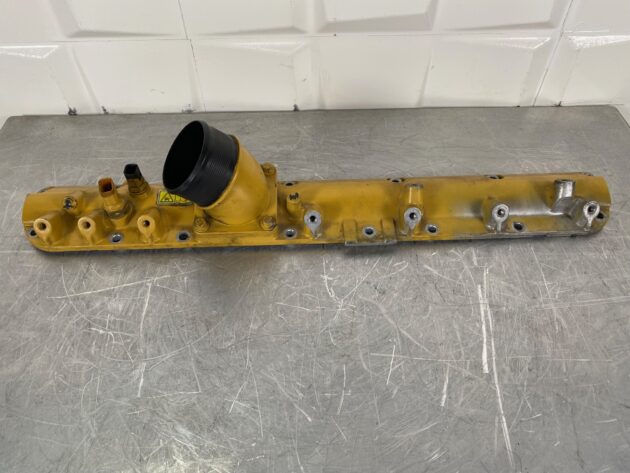 CATERPILLAR  M322D  277-4337 - COLECTOR DE ADMISIÓN (MOTOR C6.6)