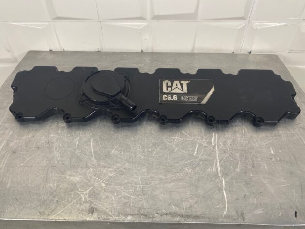 CATERPILLAR  M322D  317-3065 - TAPA DE BALANCINES (MOTOR C6.6)