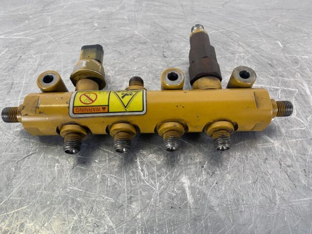 CATERPILLAR  M322D  438-3416 - RAMPA DISTRIBUCIÓN DE COMBUSTIBLE (MOTOR C6.6)