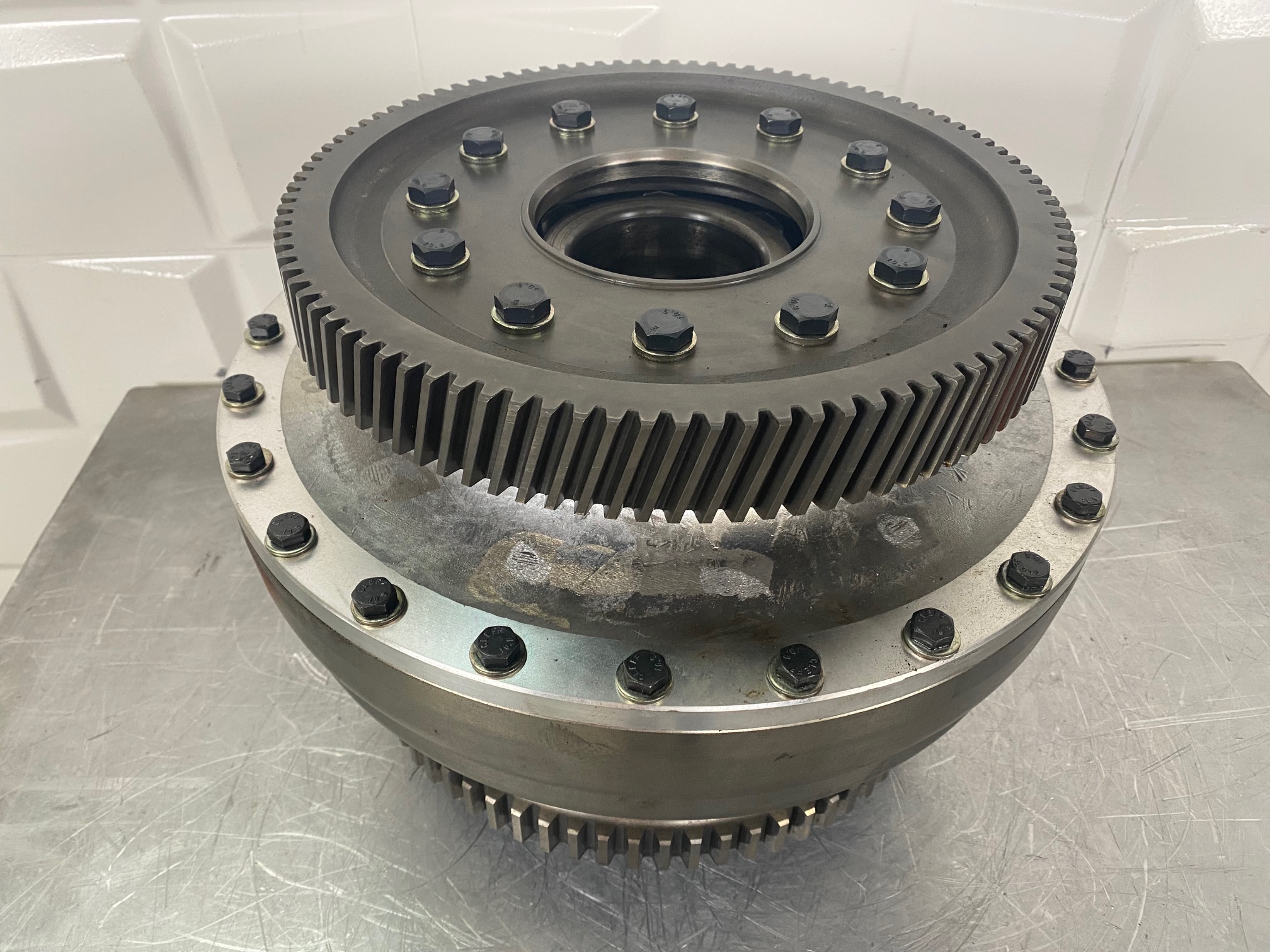 KOMATSU WA380-5 711-50-51000 - CONVERTIDOR - Imagen 4