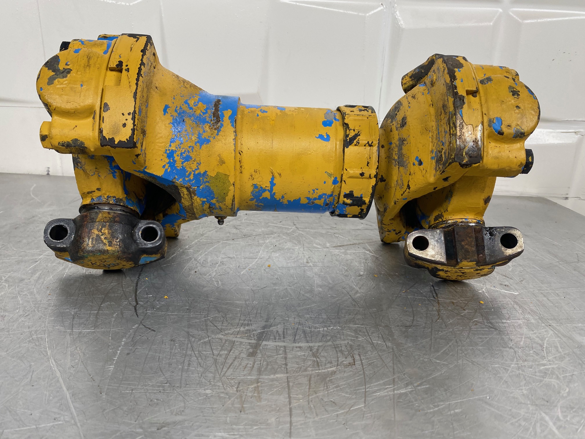 KOMATSU WA500-1 - 425-20-12111 - MIDDLE DRIVE SHAFT - Image 4