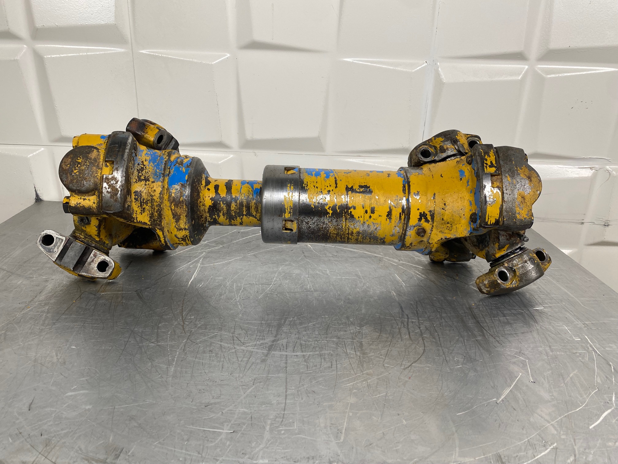 KOMATSU WA500-1 - 425-20-14110 - REAR DRIVE SHAFT - Image 6