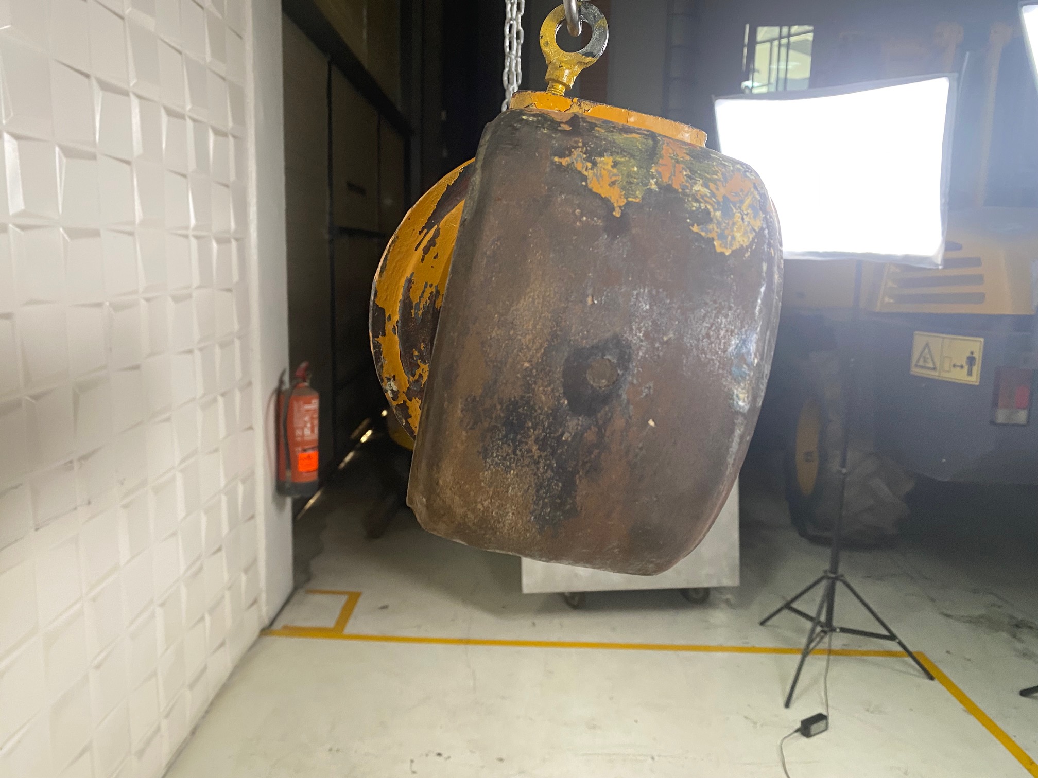 KOMATSU WA500-1 - 707-01-01040 - LIFT CYLINDER - Image 5