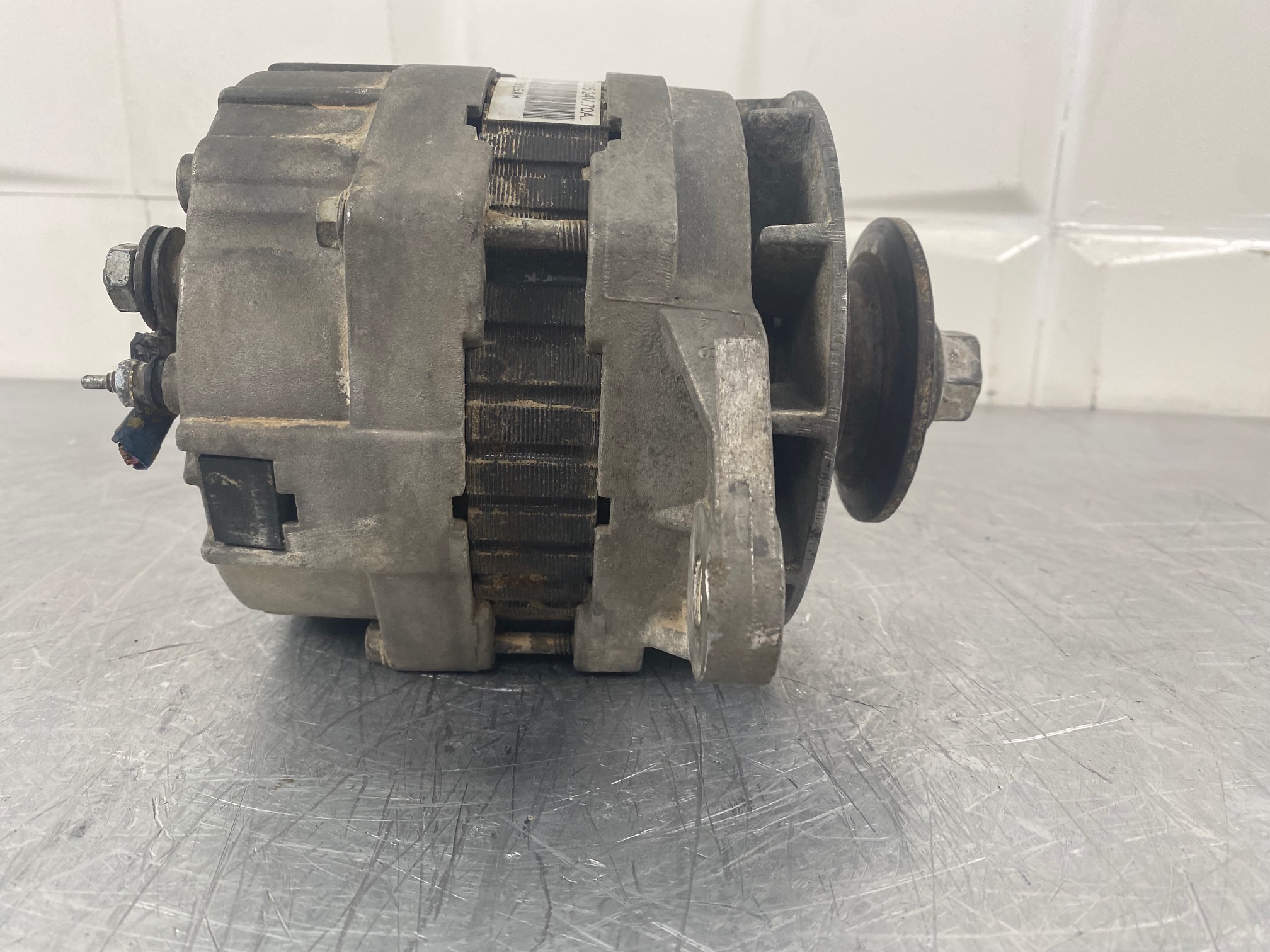 KOMATSU WA500-1 - - ALTERNATOR - Image 2