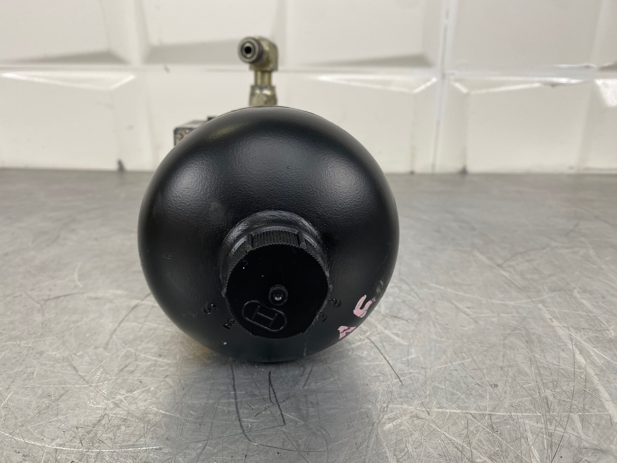 VOLVO L220E - 11173690 - ACCUMULATOR - Image 3