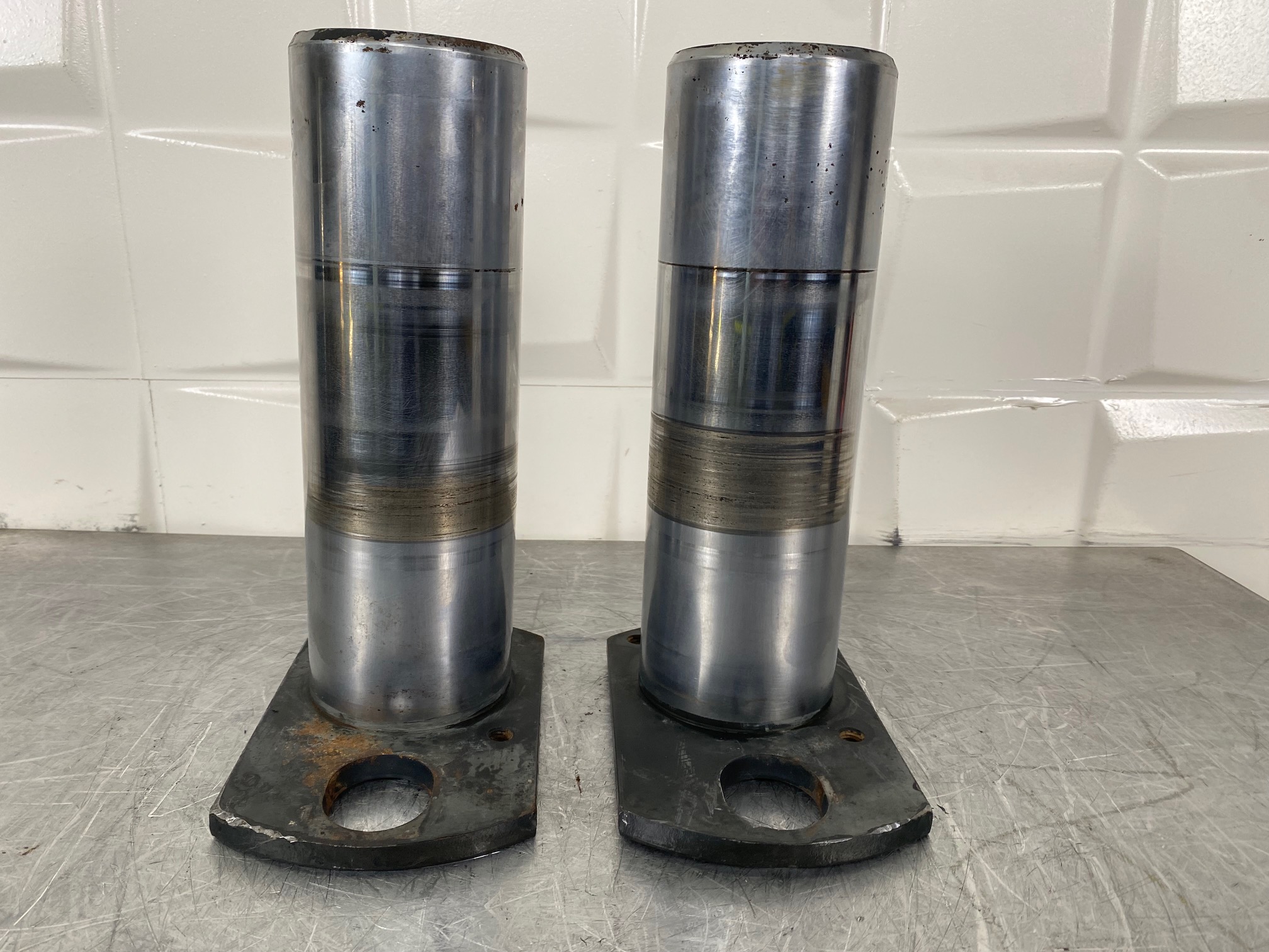 KOMATSU WA380-7 423-70-41710 - BULÓN DE AGARRE DEL CHASIS A LOS BRAZOS - Imagen 5