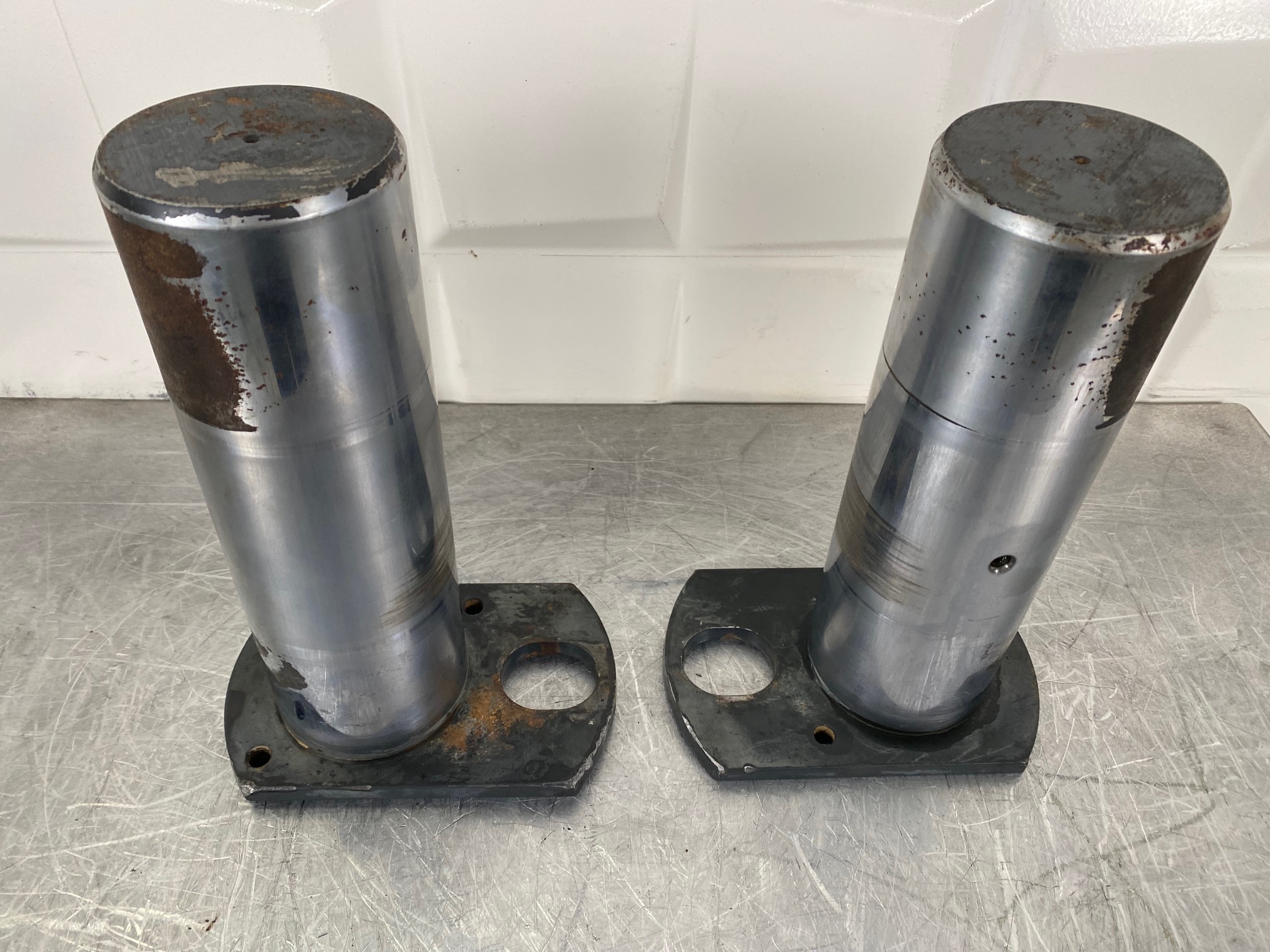 KOMATSU WA380-7 423-70-41710 - BULÓN DE AGARRE DEL CHASIS A LOS BRAZOS