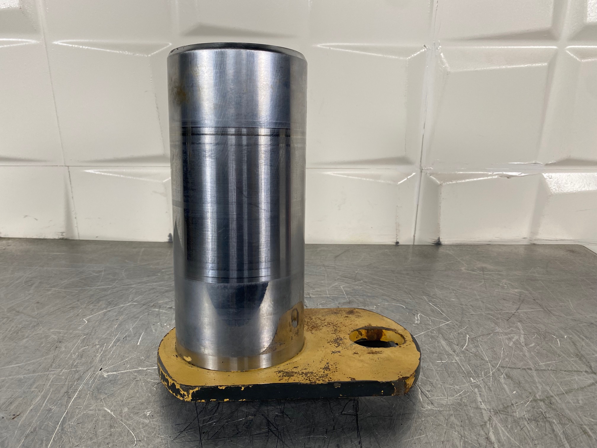 KOMATSU WA380-7 424-70-11950 - BULÓN DE AGARRE DEL CHASIS A LA BOTELLA DE VOLTEO - Imagen 2