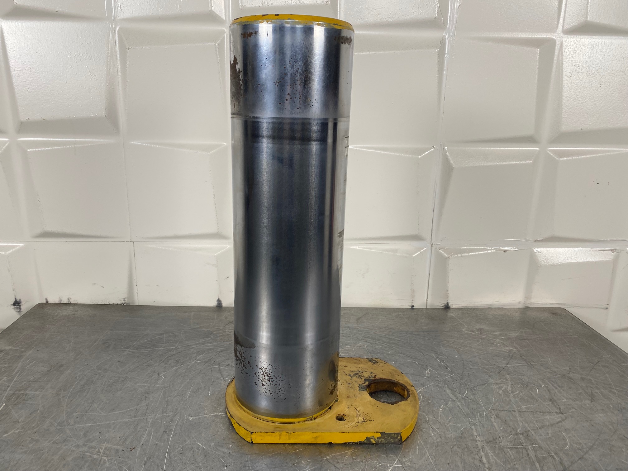 KOMATSU WA380-7 - 423-70-51110 - PIN FOR CENTRAL LINK - Image 2