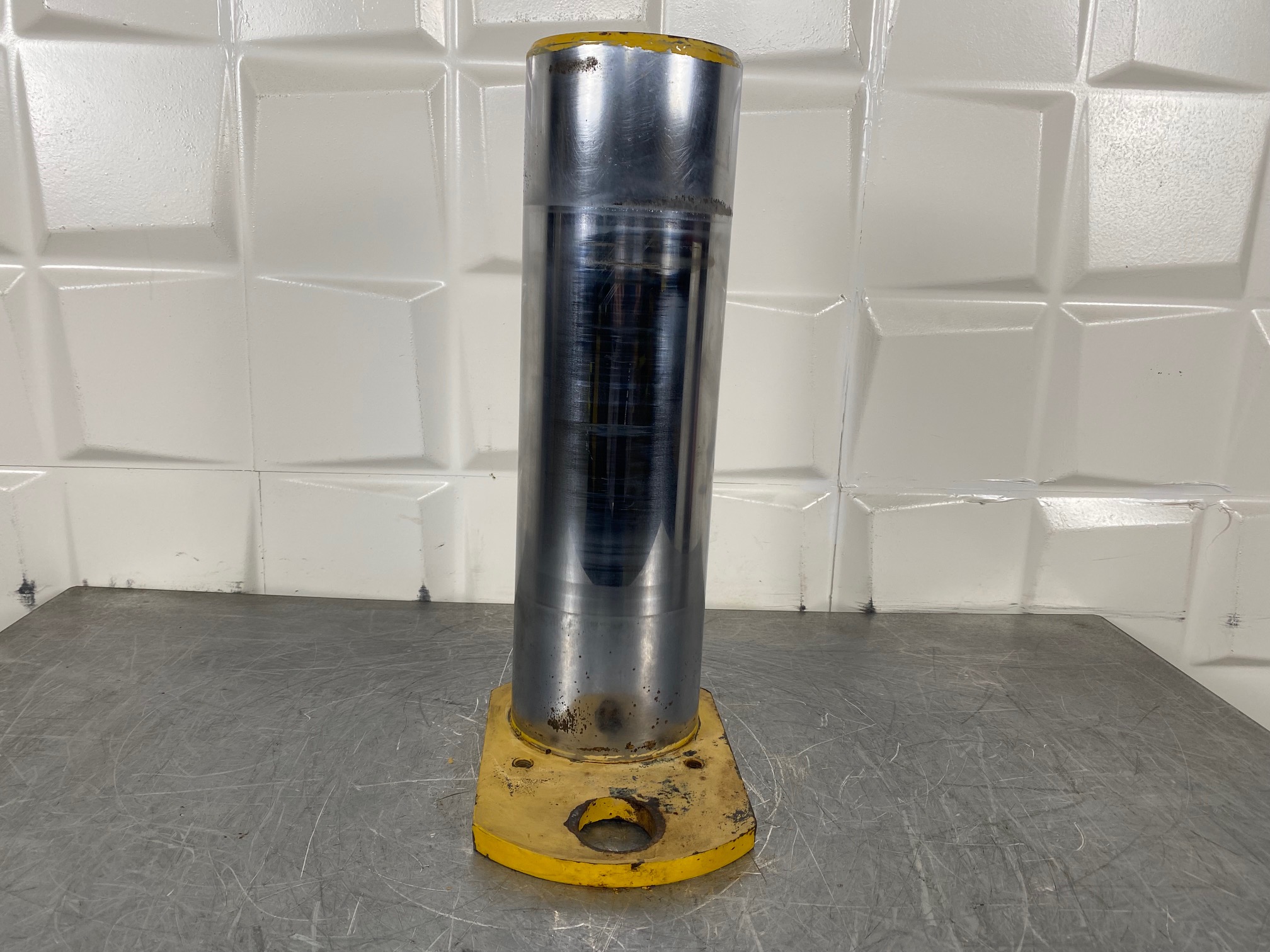 KOMATSU WA380-7 - 423-70-51110 - PIN FOR CENTRAL LINK - Image 3