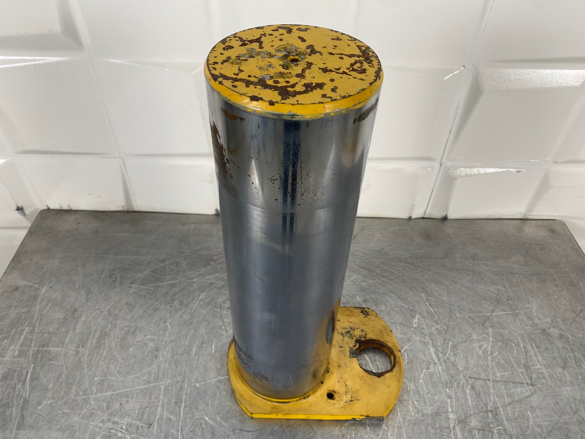 KOMATSU WA380-7 - 423-70-51110 - PIN FOR CENTRAL LINK