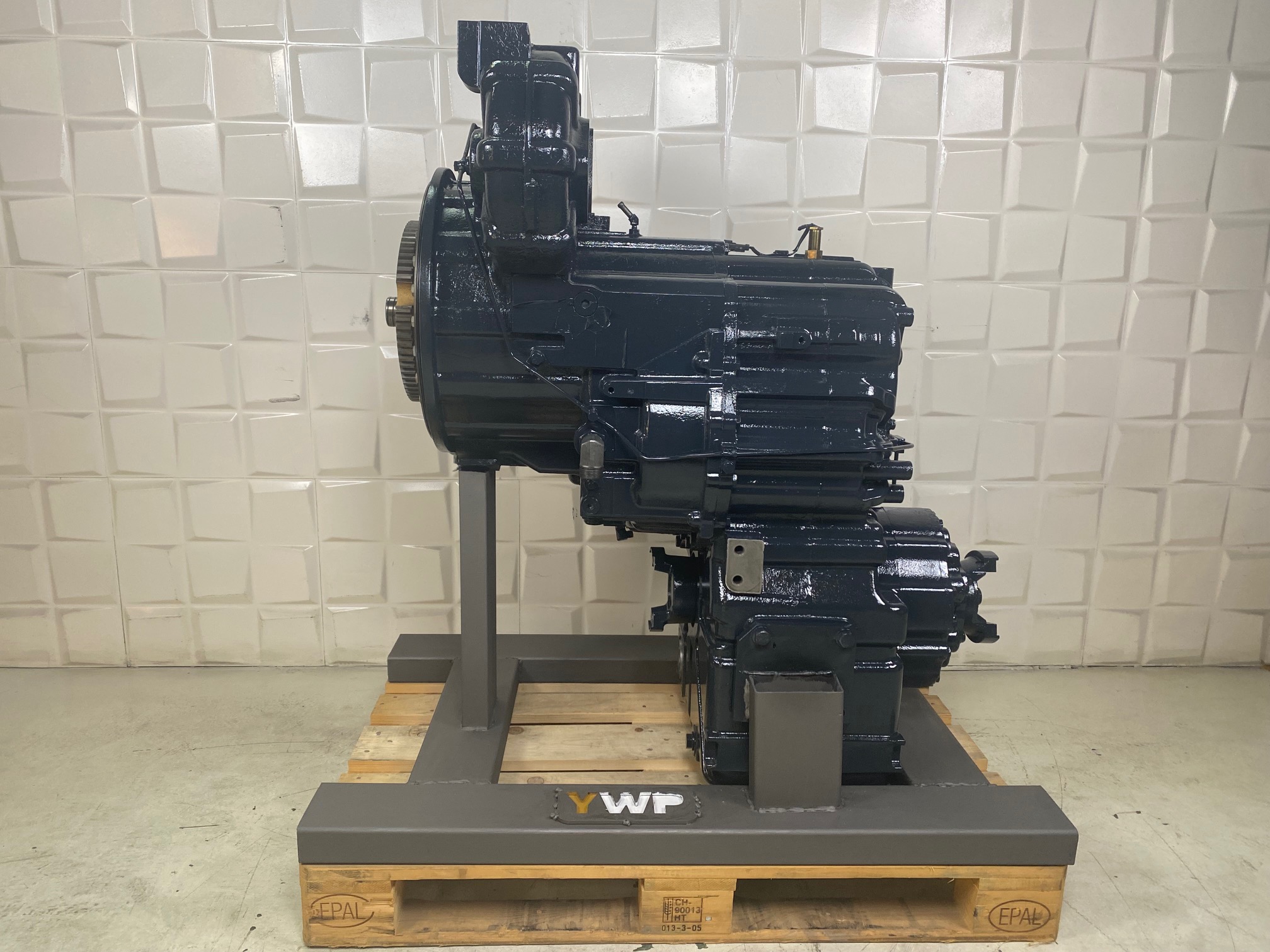 KOMATSU WA380-7 - 714-12-40010 - TRANSMISSION - Image 2