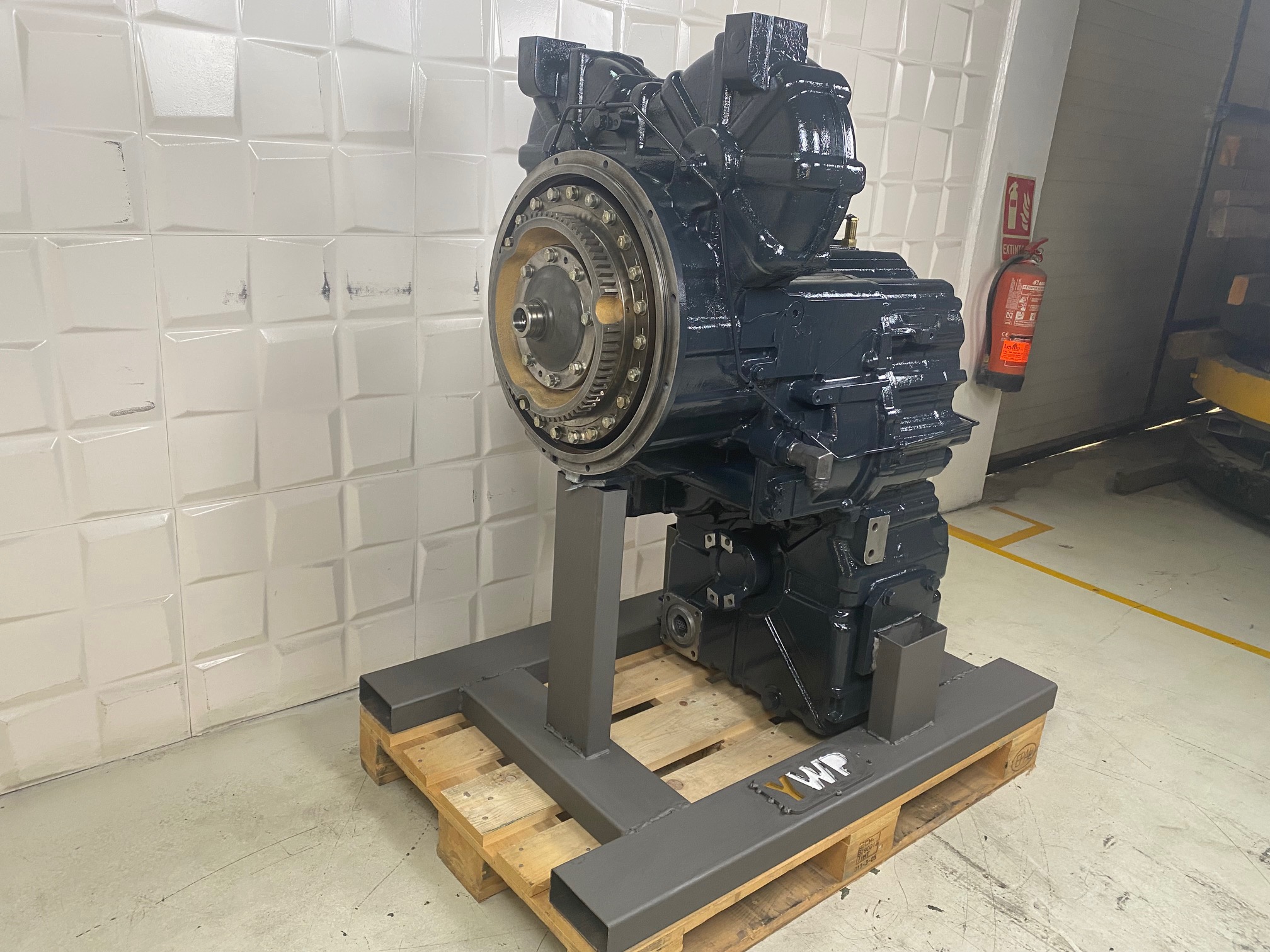 KOMATSU WA380-7 - 714-12-40010 - TRANSMISSION - Image 3