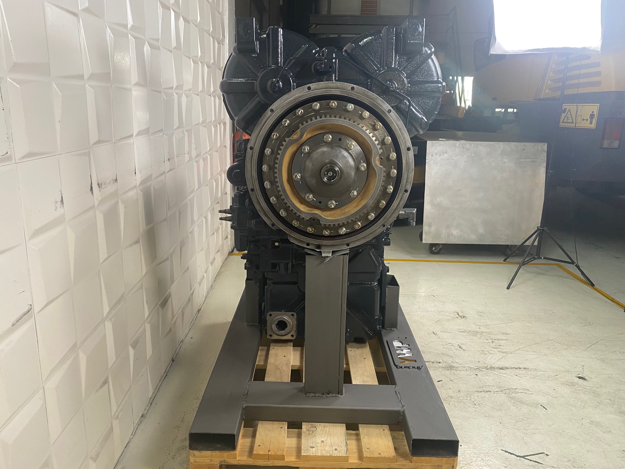 KOMATSU WA380-7 - 714-12-40010 - TRANSMISSION - Image 4