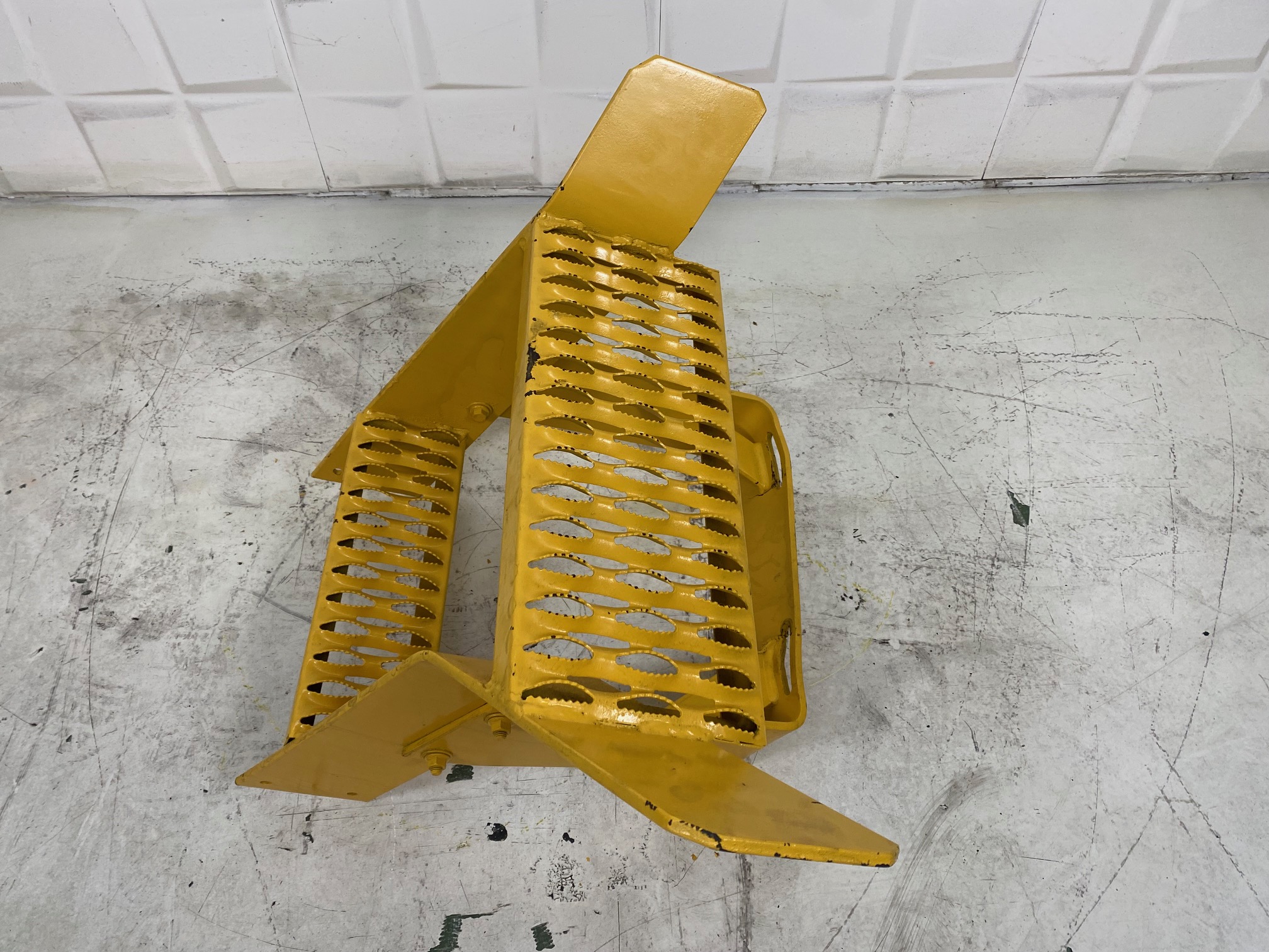 VOLVO L50C 11435492 (*) - ESCALERA DERECHA - Imagen 3