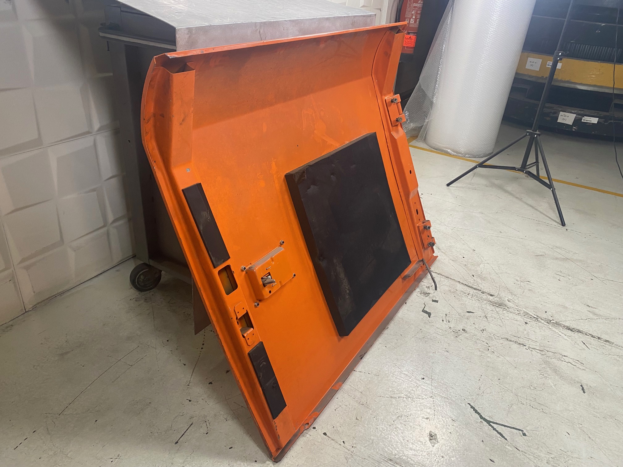 HITACHI ZX350LCN-3 - PUERTA DE BOMBAS HIDRÁULICAS - Imagen 7