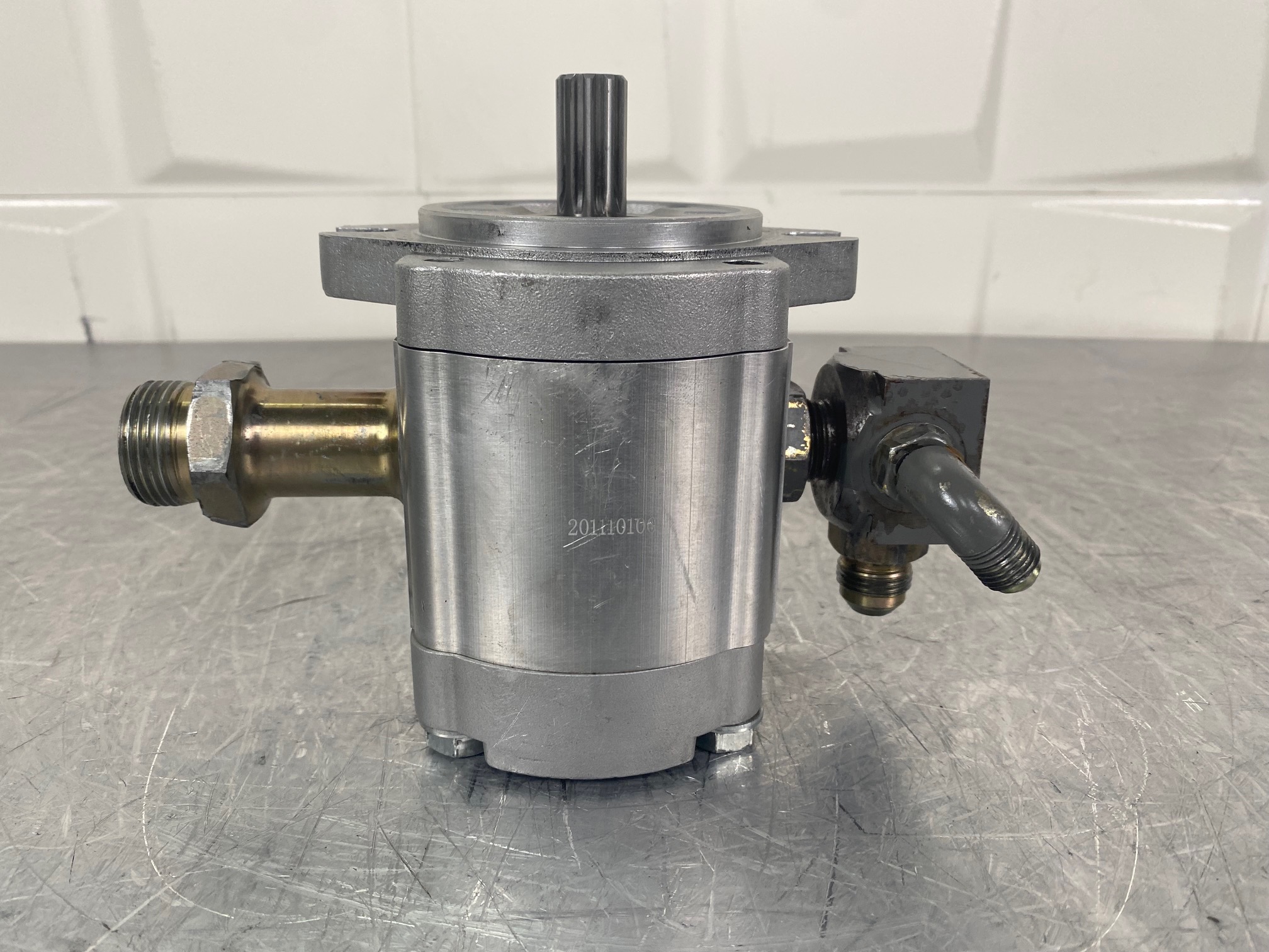 HITACHI ZX350LCN-3 - - PILOT PUMP - Image 2
